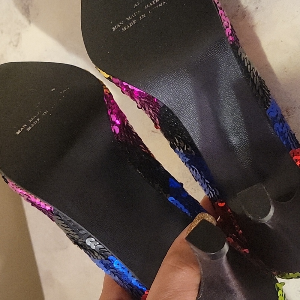 Vintage Mulit- Color Pumps - Picture 5 of 6